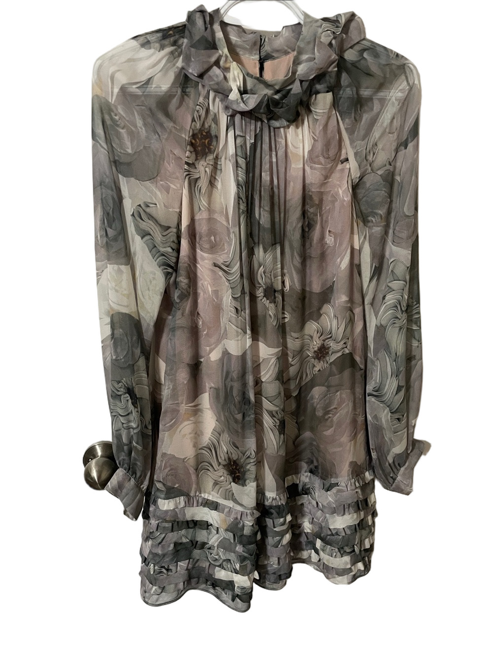 Diane Von Furstenberg Silk Floral Dress in Grey and Cream Size 6